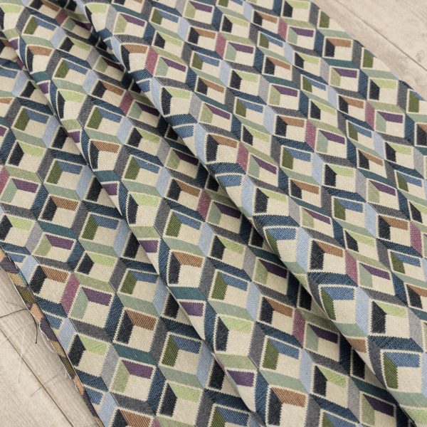 Buy Gobelin fabric patterned three-dimensional cubes blue, sage green and charcoal gray on a beige ground (280x270 cm) at Deco Italian Design. Modern design and premium quality.